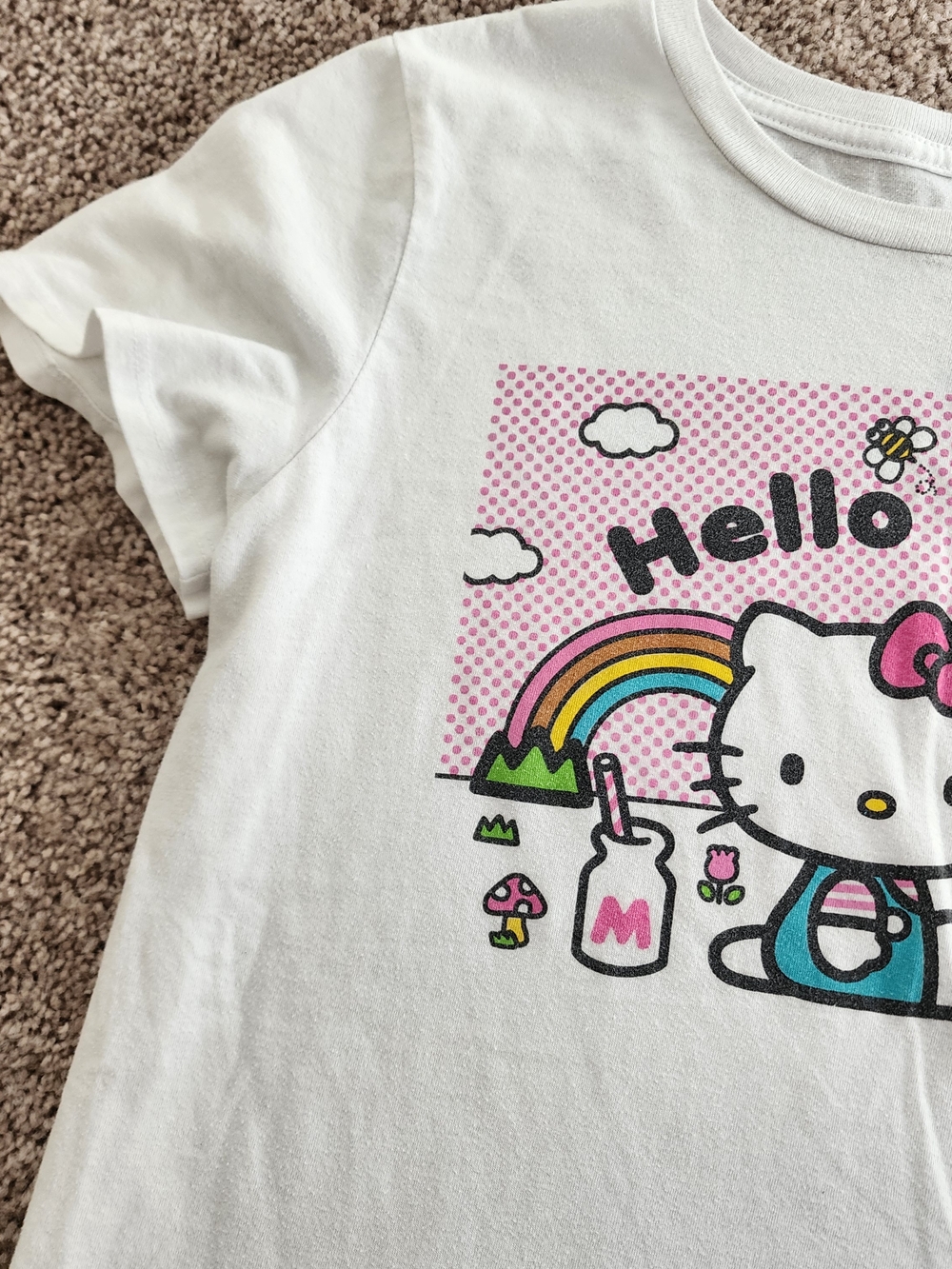 Hello Kitty Graphic Tee - Picture 11 of 12